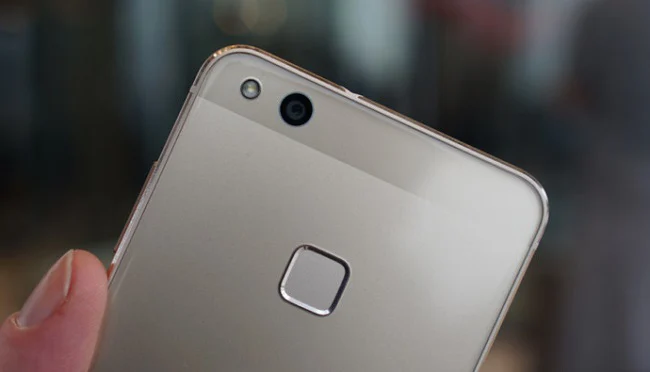 بررسی هوآوی پی 10 لایت